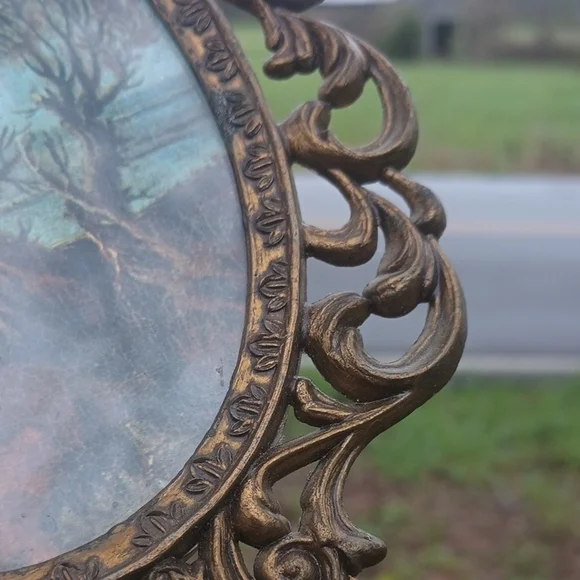 Vintage Brass Oval Wall Decor - Picture 7 of 8